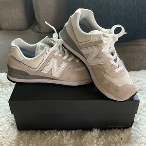 new balance in nimbus cloud |Size: 8W